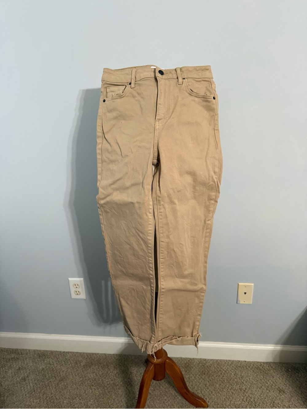 Carly Jean Los Angeles ankle Straight-Leg Jeans in Khaki